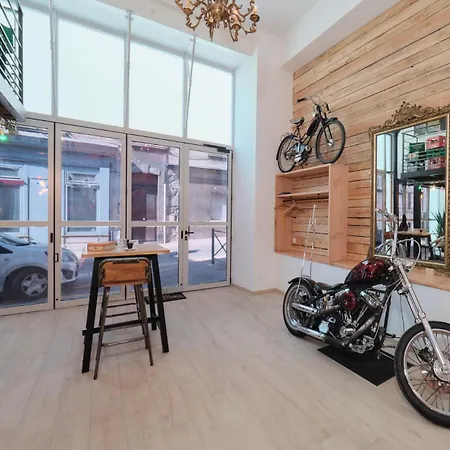 Immersive Loft, 2 Bedrooms, Downtown, Parking Apartamento *